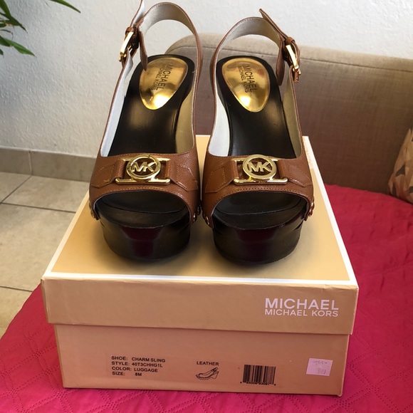 Michael Kors wedged - Picture 1 of 5